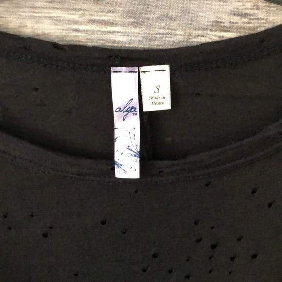 Alya ruffle sleeve shirt - Picture 6 of 6